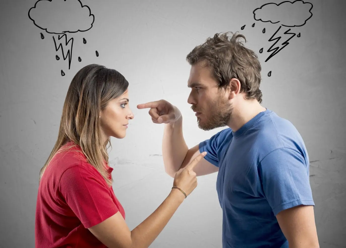 İlişki Problemleri ve İletişim Problemleri